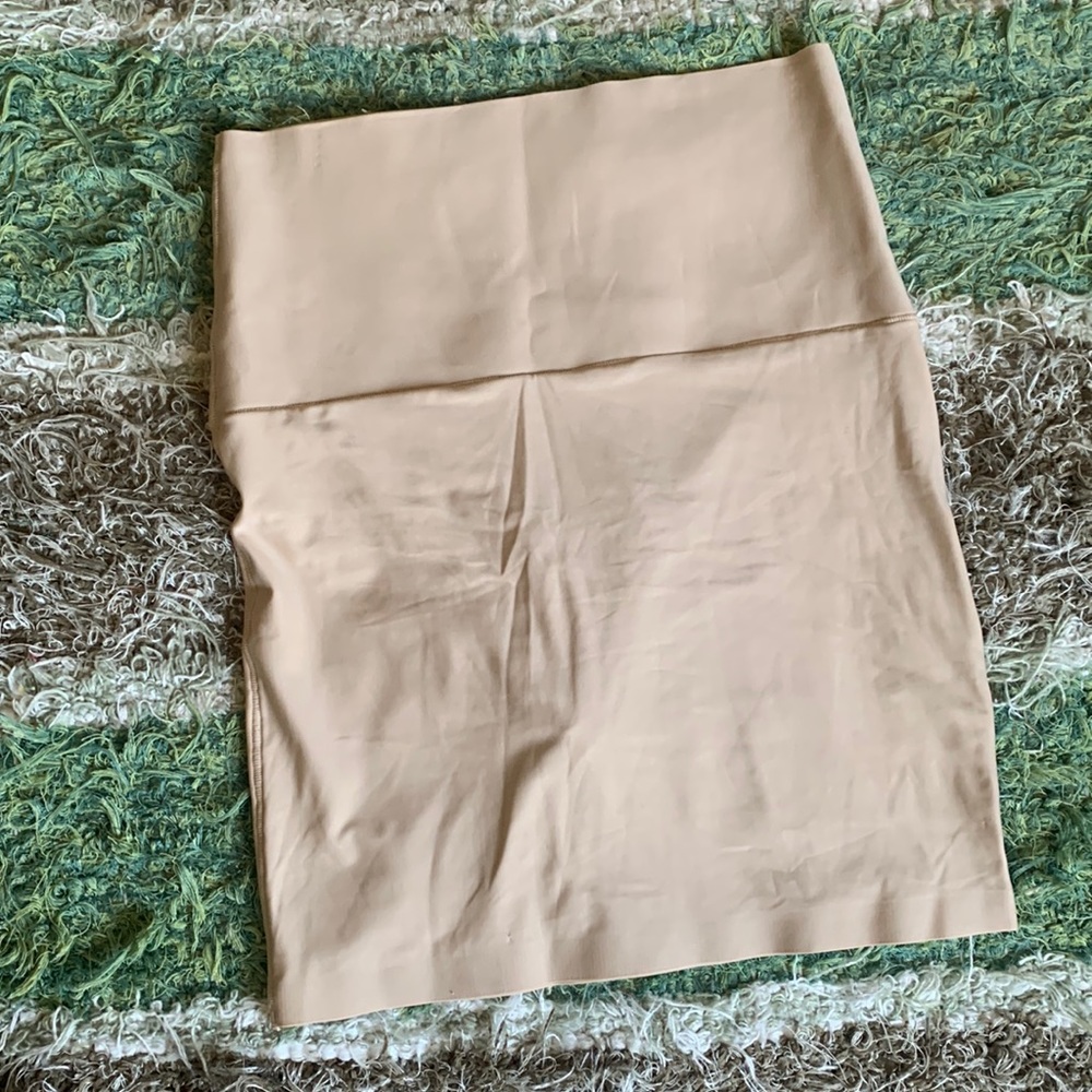 Maidenform shaping slip